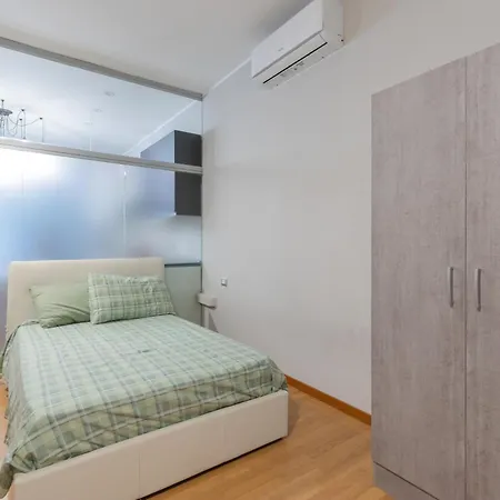 Apartman 2 Con 2 Bagni Privati - De Angeli